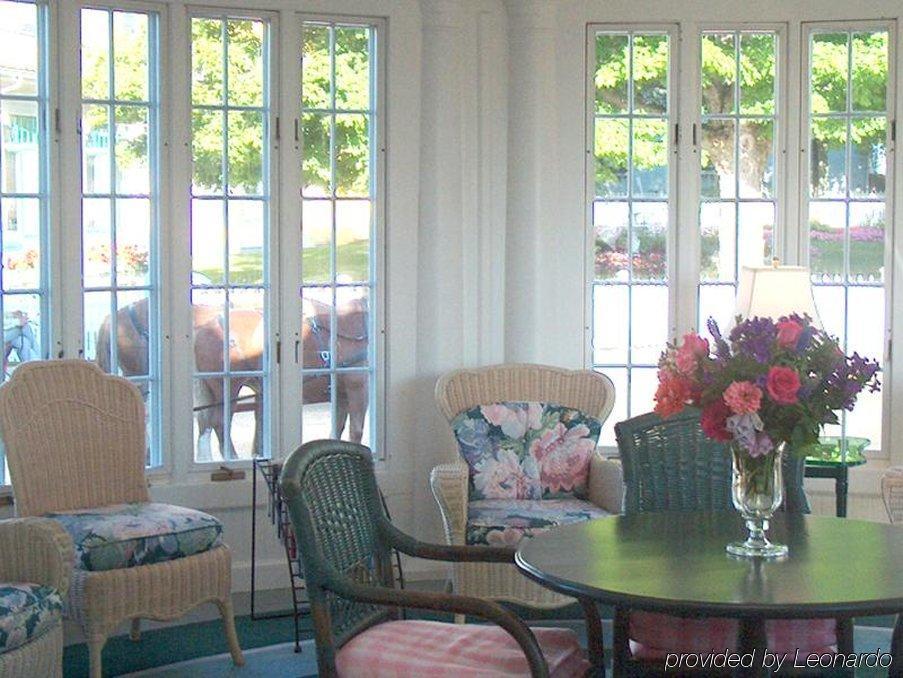 Hotel Iroquois Mackinac Island Restaurant photo